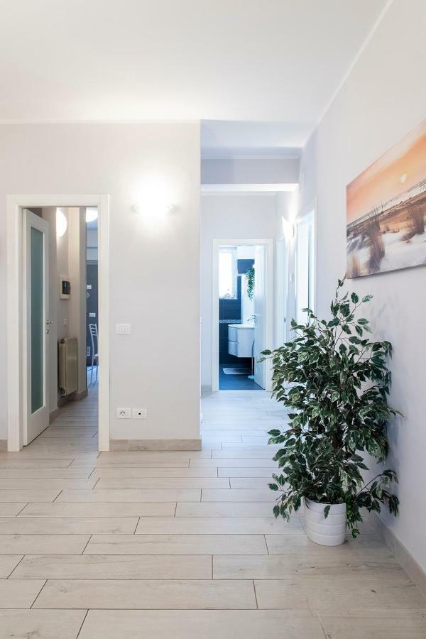 Appartamento Alex Vista Mare Lido di Camaiore Exterior photo