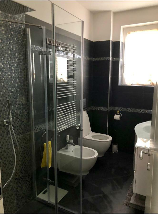Appartamento Alex Vista Mare Lido di Camaiore Exterior photo